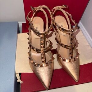 Valentino Garavani Rockstud Shoes
